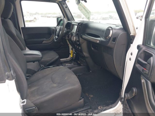 1C4AJWAG4GL122790 Jeep Wrangler Sport