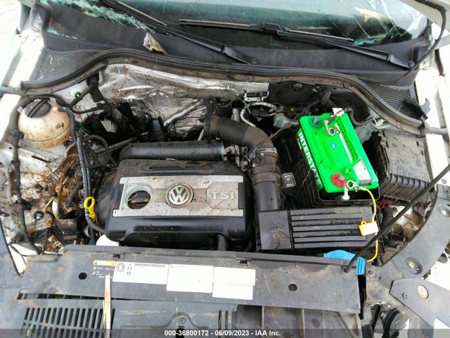 WVGUV7AX2HW509339 Volkswagen Tiguan Sport