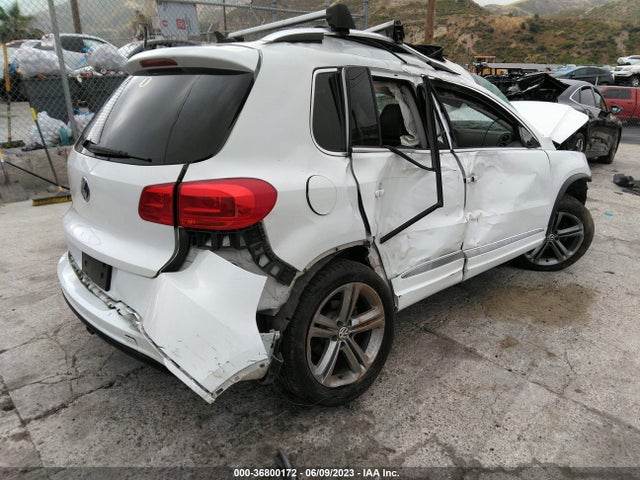 WVGUV7AX2HW509339 Volkswagen Tiguan Sport