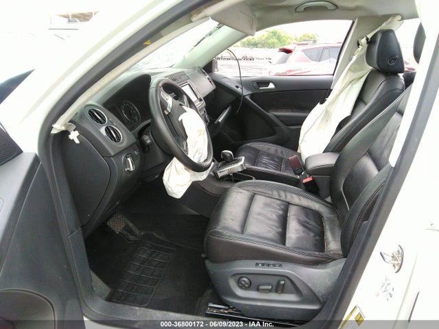 WVGUV7AX2HW509339 Volkswagen Tiguan Sport