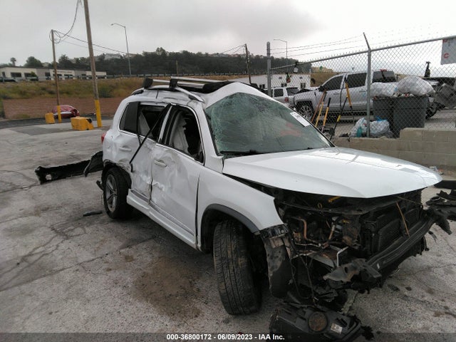 WVGUV7AX2HW509339 Volkswagen Tiguan Sport
