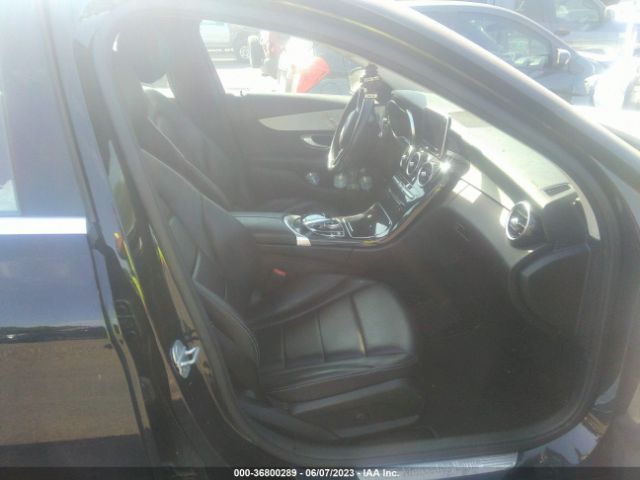 55SWF4JB1GU107150 Mercedes-Benz C-class C 300