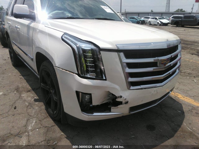 1GYS3NKJ3FR689033 Cadillac Escalade Premium