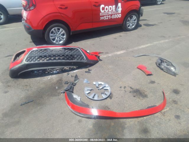 KNDJ23AU7L7715788 KIA SOUL LX