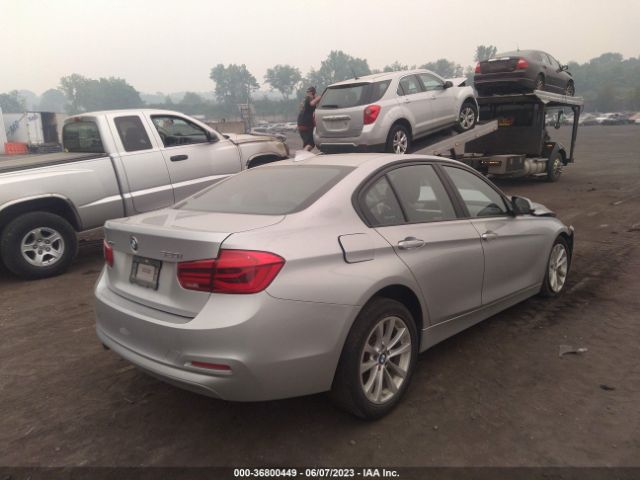 WBA8A3C50JA505134 BMW 3 Series 320i Xdrive