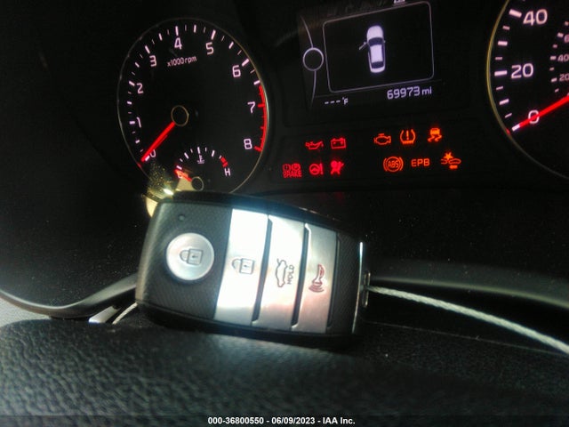 KIA OPTIMA EX 2018 5XXGU4L3XJG199171 Image 3