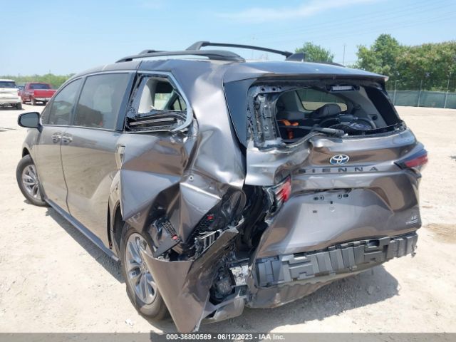 5TDKRKEC5NS091414 Toyota SIENNA LE