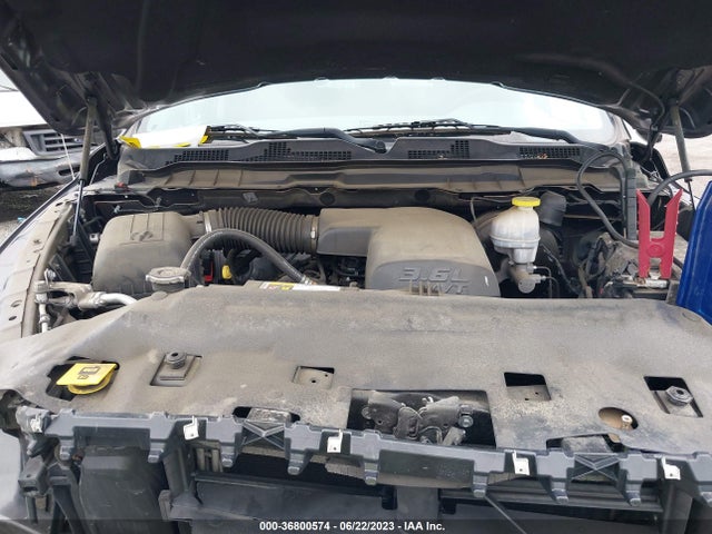 2018 RAM 1500 EXPRESS VIN: 1C6RR7KG0JS270696