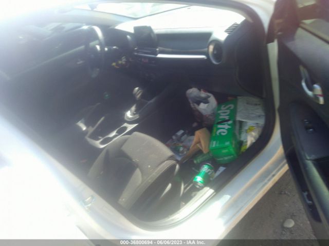 3KPF24AD2ME290655 KIA Forte Lxs