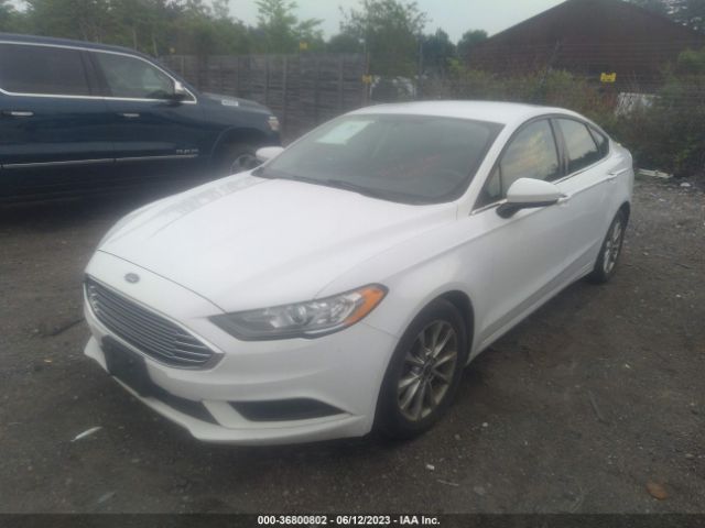 3FA6P0H76HR355523 Ford FUSION SE