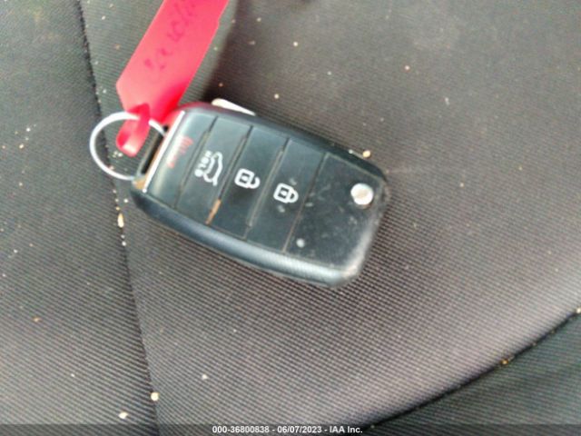 KNDJN2A24J7505940 KIA Soul Base
