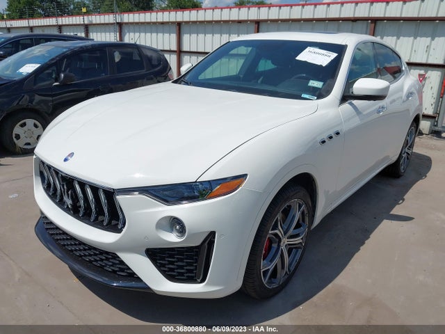 2021 Maserati Levante, VIN: ZN661XUAXMX372038
