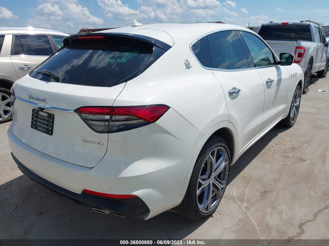 2021 Maserati Levante, VIN: ZN661XUAXMX372038
