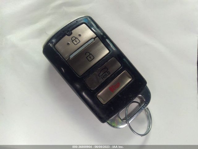KNALN4D72G5211417 KIA Cadenza Premium