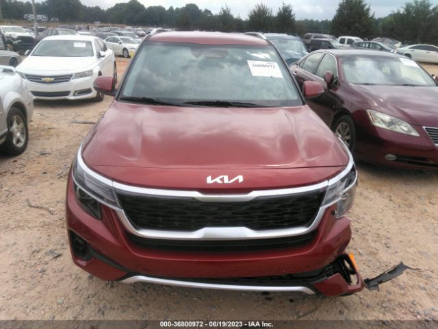 KNDEU2AA8P7461946 KIA SELTOS S