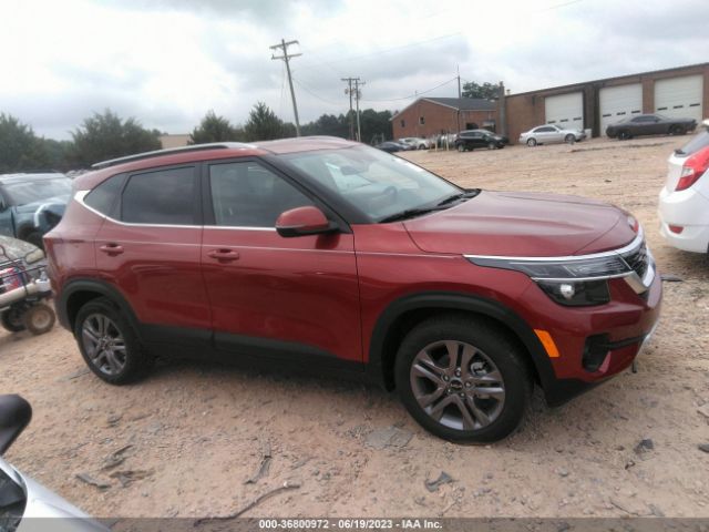 KNDEU2AA8P7461946 KIA SELTOS S