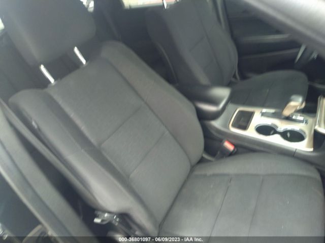 1C4RJEAG2HC920784 Jeep Grand Cherokee Laredo