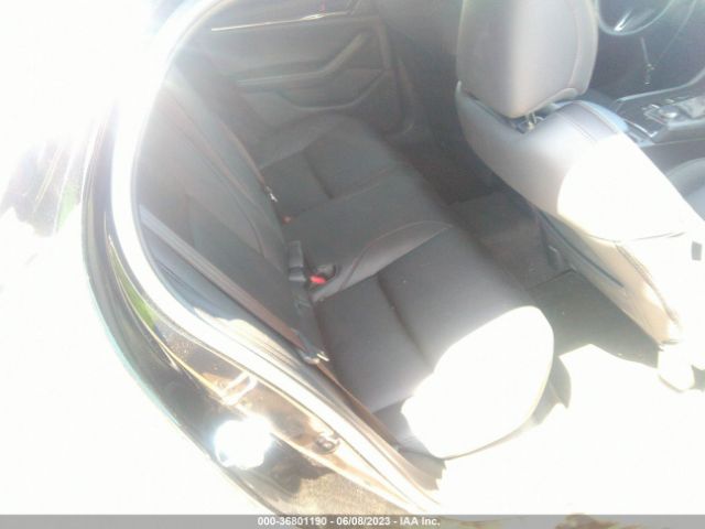 JM1BPBLL6N1508335 Mazda Mazda3 Hatchback Preferred