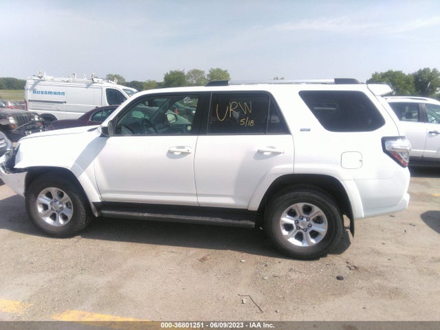 Toyota 4RUNNER SR5 2021 JTEMU5JR9M5922402 Image 14