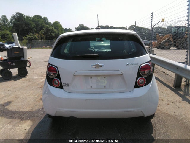 Chevrolet SONIC LS 2016 1G1JA6SH6G4174867 Image 16