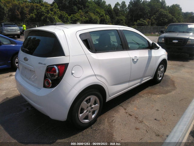 Chevrolet SONIC LS 2016 1G1JA6SH6G4174867 Image 4