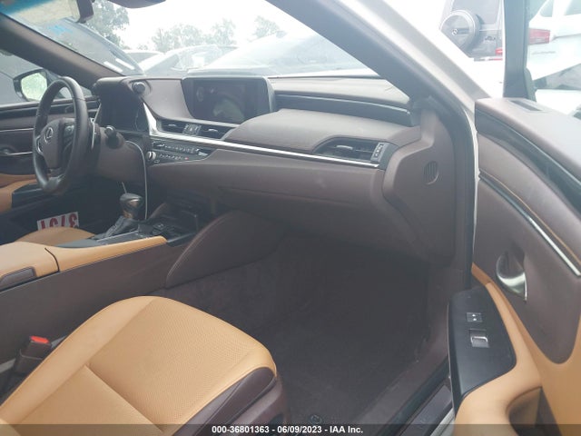 58ACA1C15MU012300 Lexus Es Es 300h