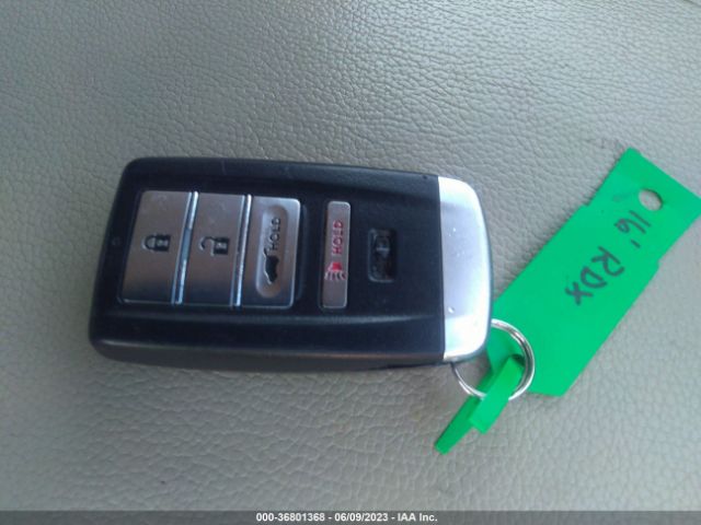 5J8TB4H33GL002073 Acura RDX