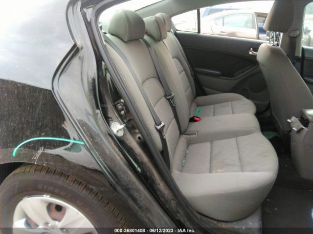 KNAFK4A6XF5320501 KIA FORTE LX