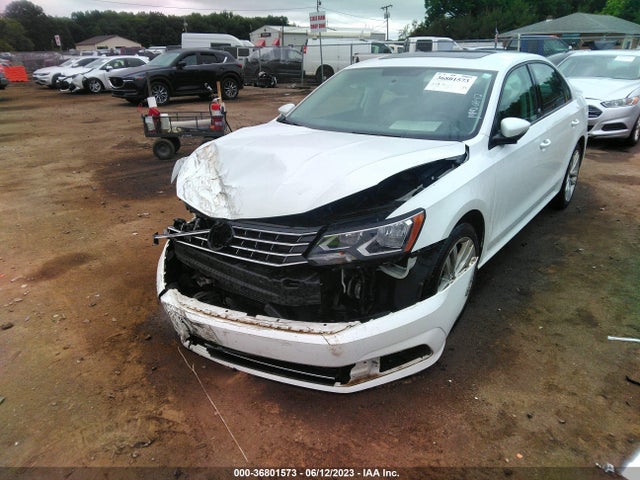 1VWLA7A36KC011014 Volkswagen Passat 2.0t Wolfsburg Edition