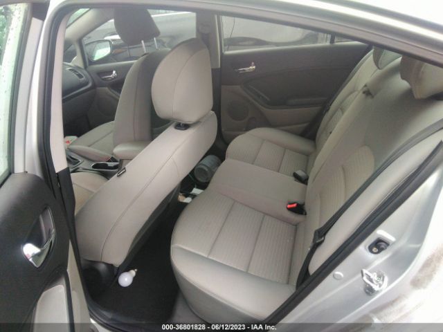KNAFX4A64G5498200 KIA FORTE LX