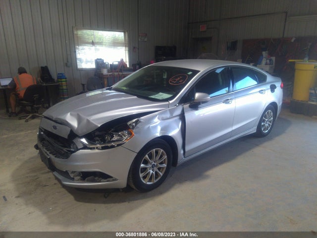 Ford FUSION S 2017 3FA6P0G70HR343143 Image 2