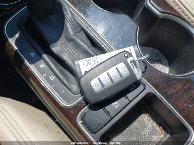 5XYKT3A60EG453332 KIA SORENTO LX