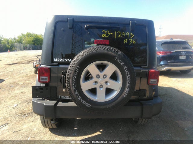 2018 JEEP WRANGLER JK UNLIMITED SPORT S VIN: 1C4BJWDG1JL800239