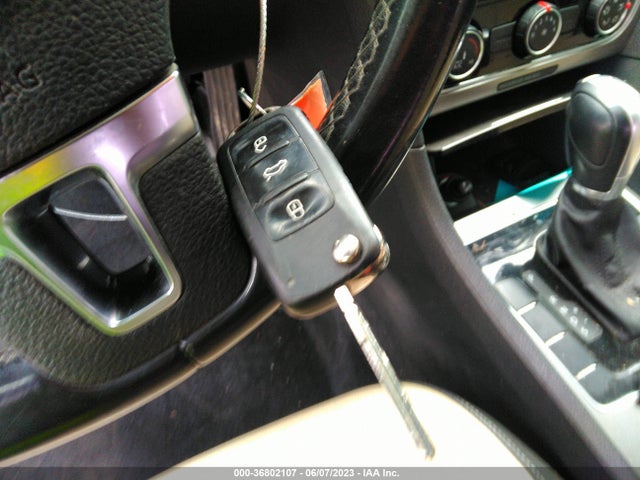 1VWBV7A37FC083295 Volkswagen Passat 2.0l Tdi Se W/sunroof