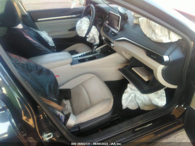1N4BL4DV8KC181188 Nissan Altima 2.5 Sv
