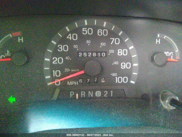 1999 FORD ECONOLINE WAGON XL/XLT VIN: 1FBSS31S2XHA69535