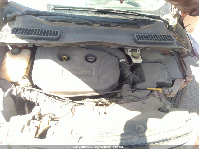 1FMCU0J91EUB64318 Ford Escape Titanium