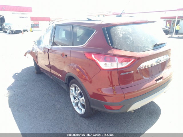 1FMCU0J91EUB64318 Ford Escape Titanium