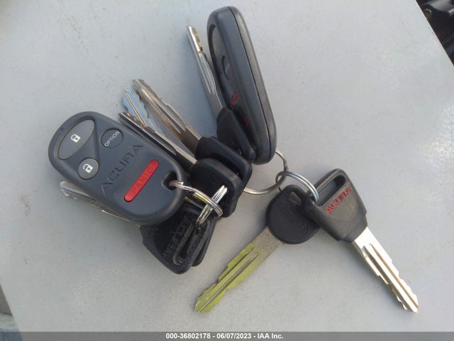 1998 ACURA INTEGRA LS VIN: JH4DC4457WS000014