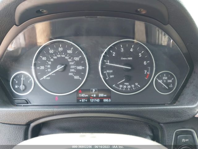 WBA3C3C56EF985970 BMW 3 Series 320i Xdrive