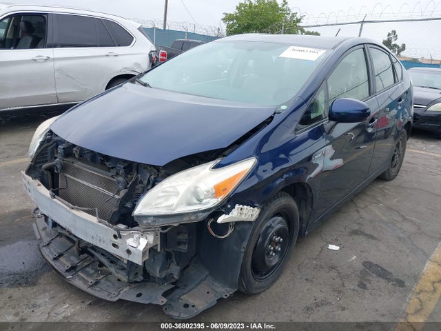 Toyota Prius Four/five/three/one/two 2014 JTDKN3DUXE1820905 Image 2
