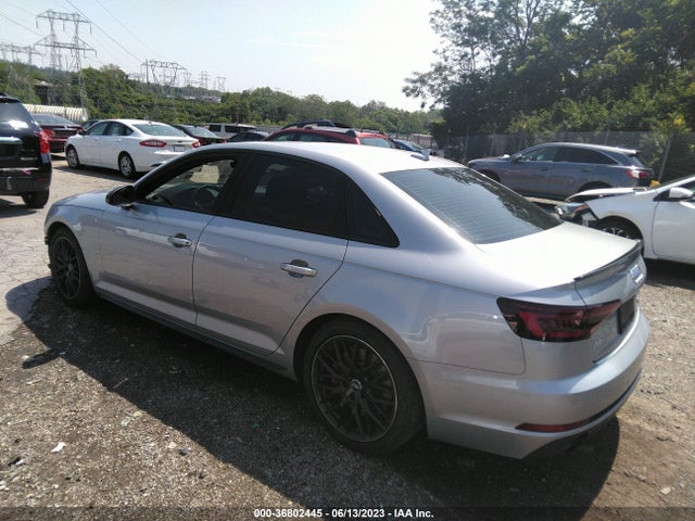 WAUENAF46JA055598 Audi A4 Premium Plus
