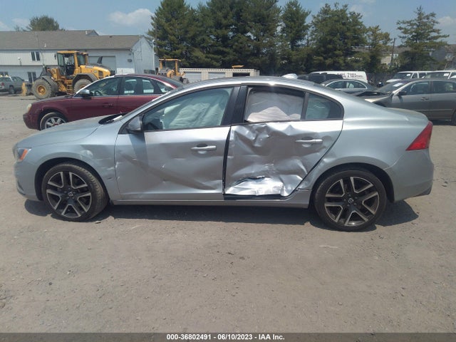 2018 Volvo S60, VIN: YV140MTL3J2455004