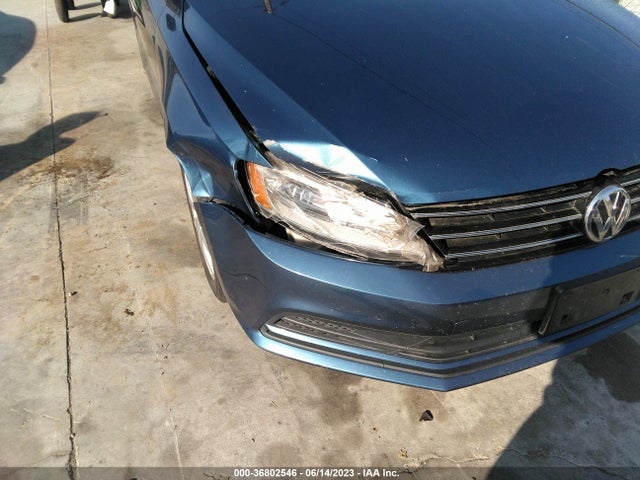 3VWD17AJ2FM264130 Volkswagen Jetta Sedan 1.8t Se