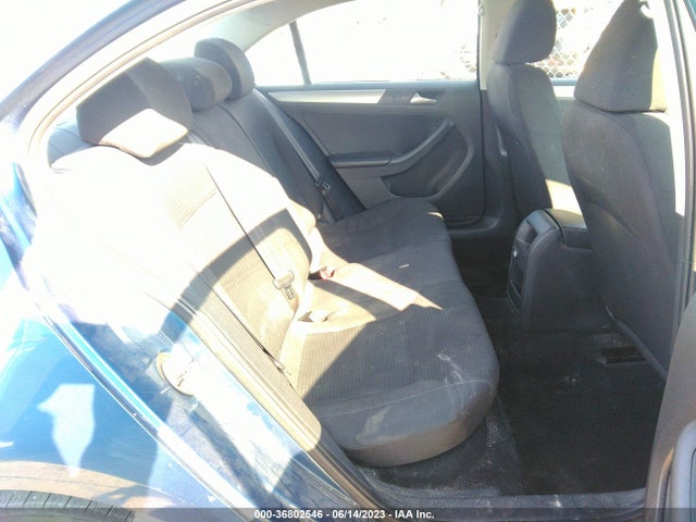 3VWD17AJ2FM264130 Volkswagen Jetta Sedan 1.8t Se