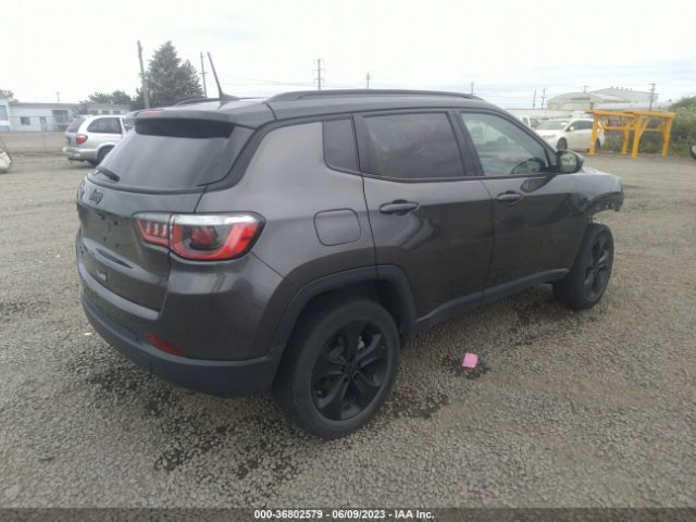 3C4NJDBB5KT675275 Jeep Compass Altitude