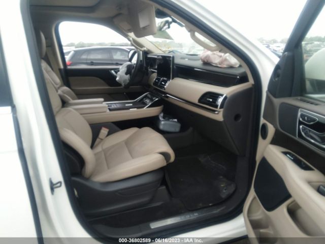 5LMJJ2LT3NEL16434 Lincoln Navigator Reserve