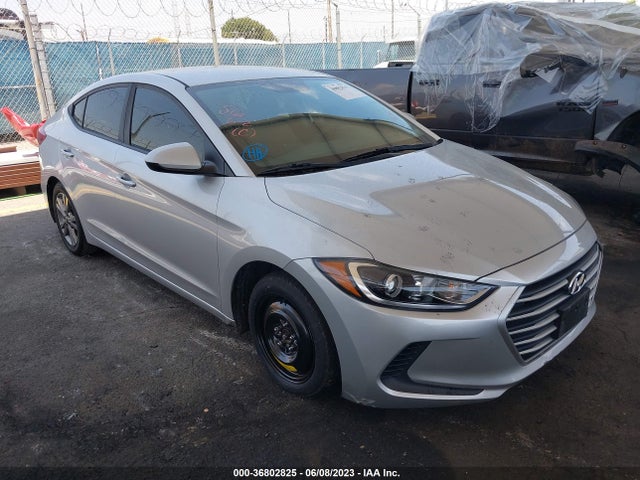 2018 5NPD84LF2JH299660 main image