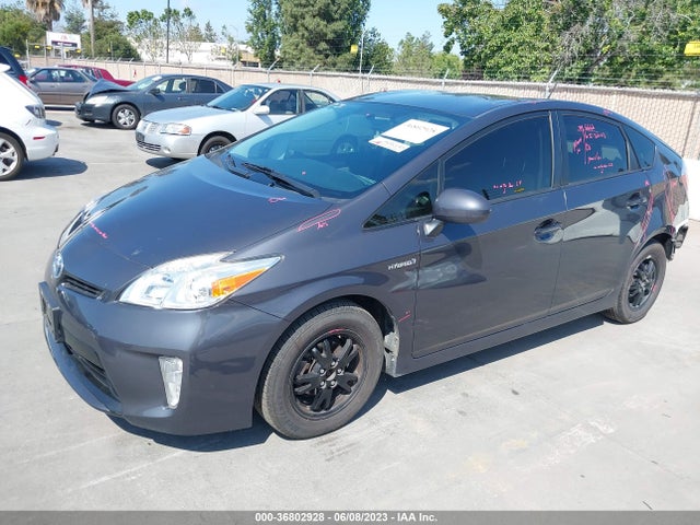 Toyota Prius Four 2015 JTDKN3DU1F1901129 Image 2
