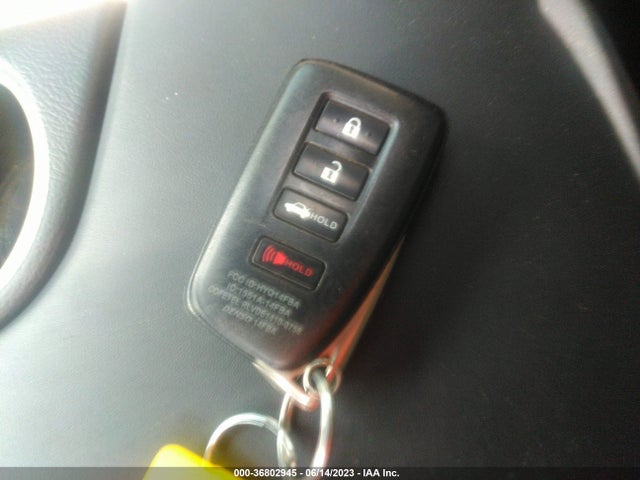 JTHBA1D27G5009636 Lexus IS 200T